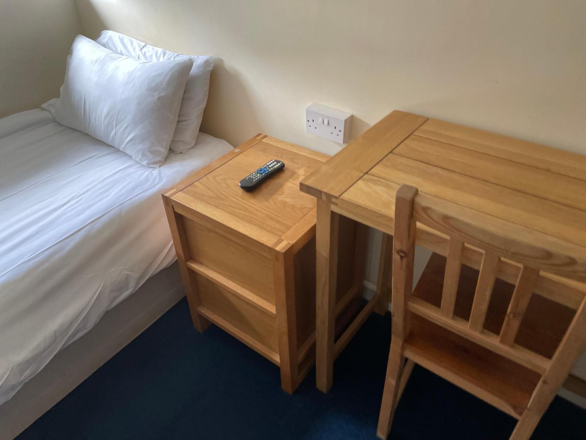 Bridge Farm Guesthouse Rooms Dundry Eksteriør billede