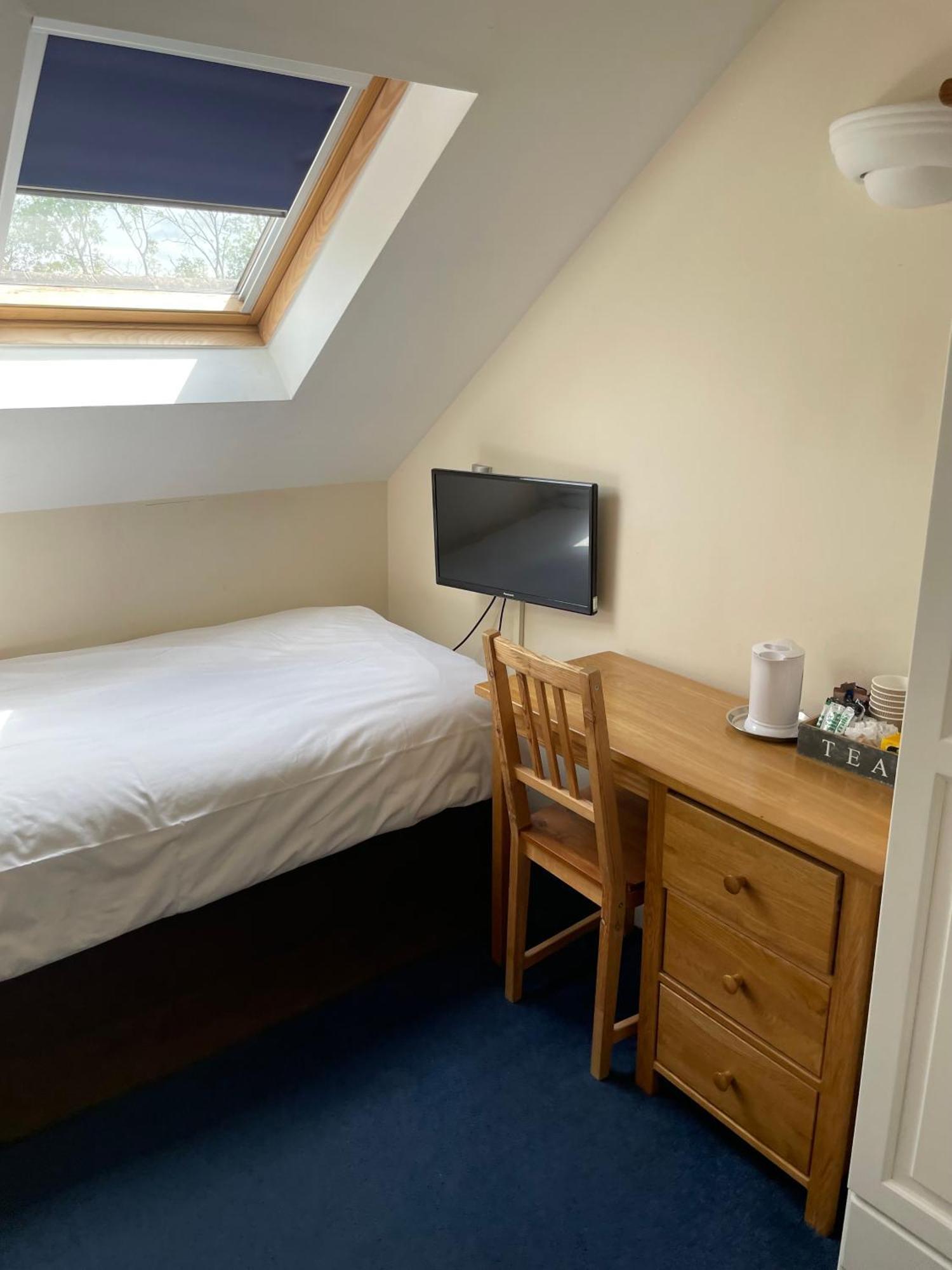 Bridge Farm Guesthouse Rooms Dundry Eksteriør billede