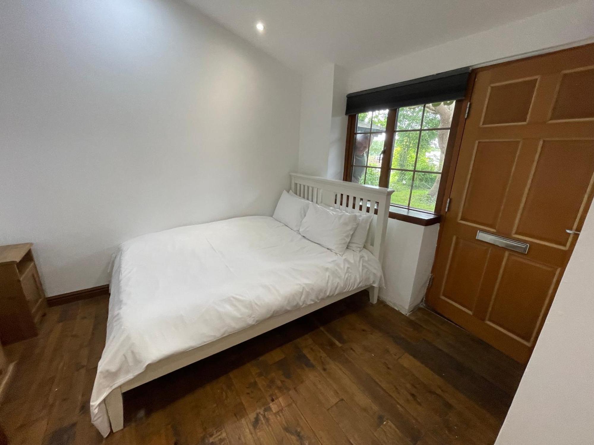 Bridge Farm Guesthouse Rooms Dundry Eksteriør billede