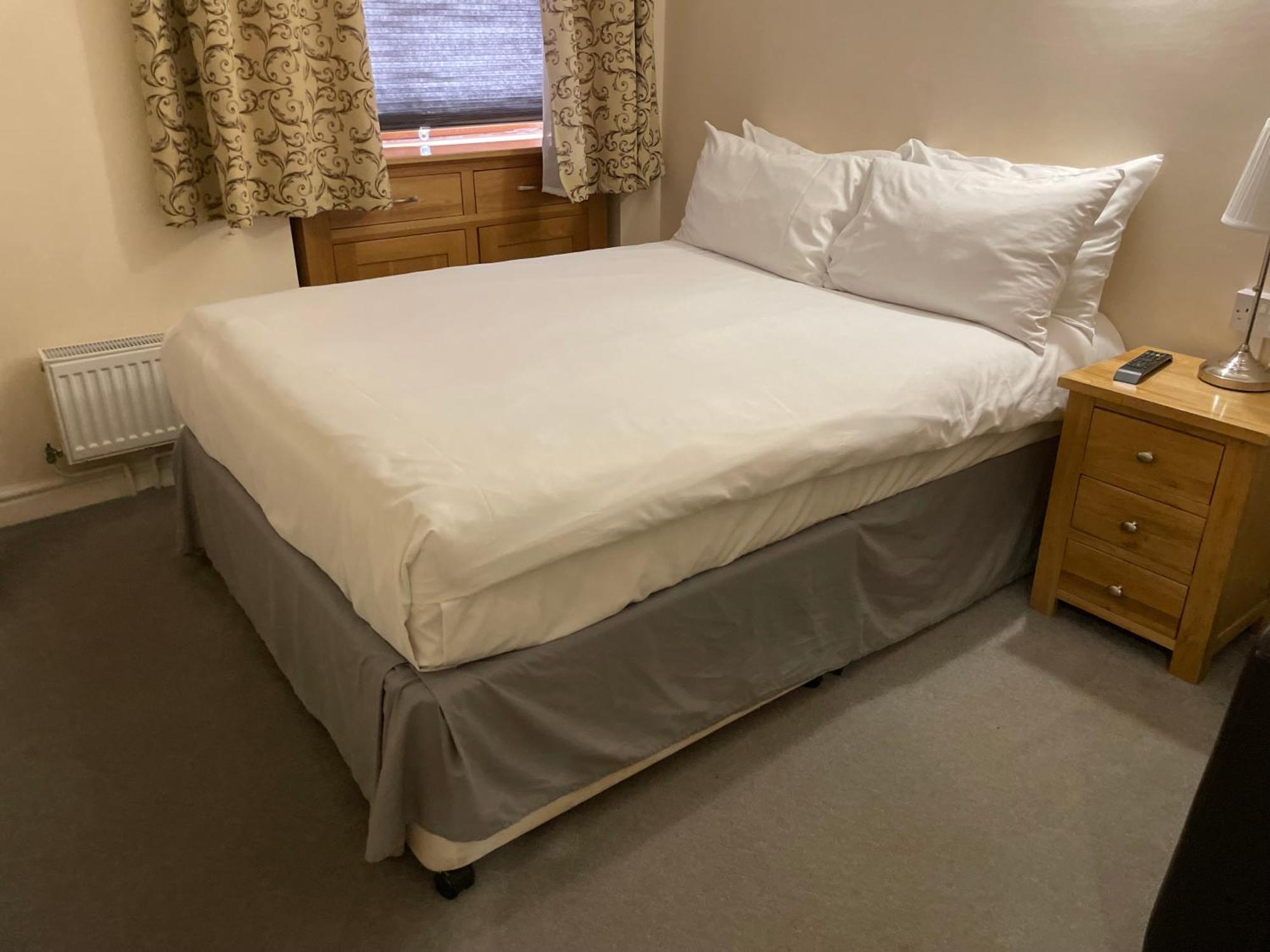 Bridge Farm Guesthouse Rooms Dundry Eksteriør billede
