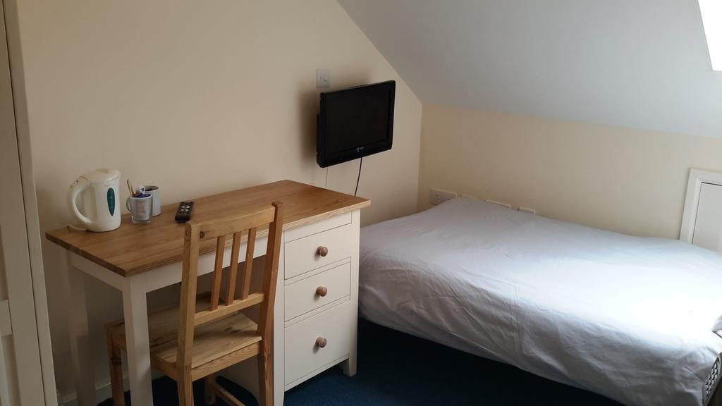 Bridge Farm Guesthouse Rooms Dundry Eksteriør billede
