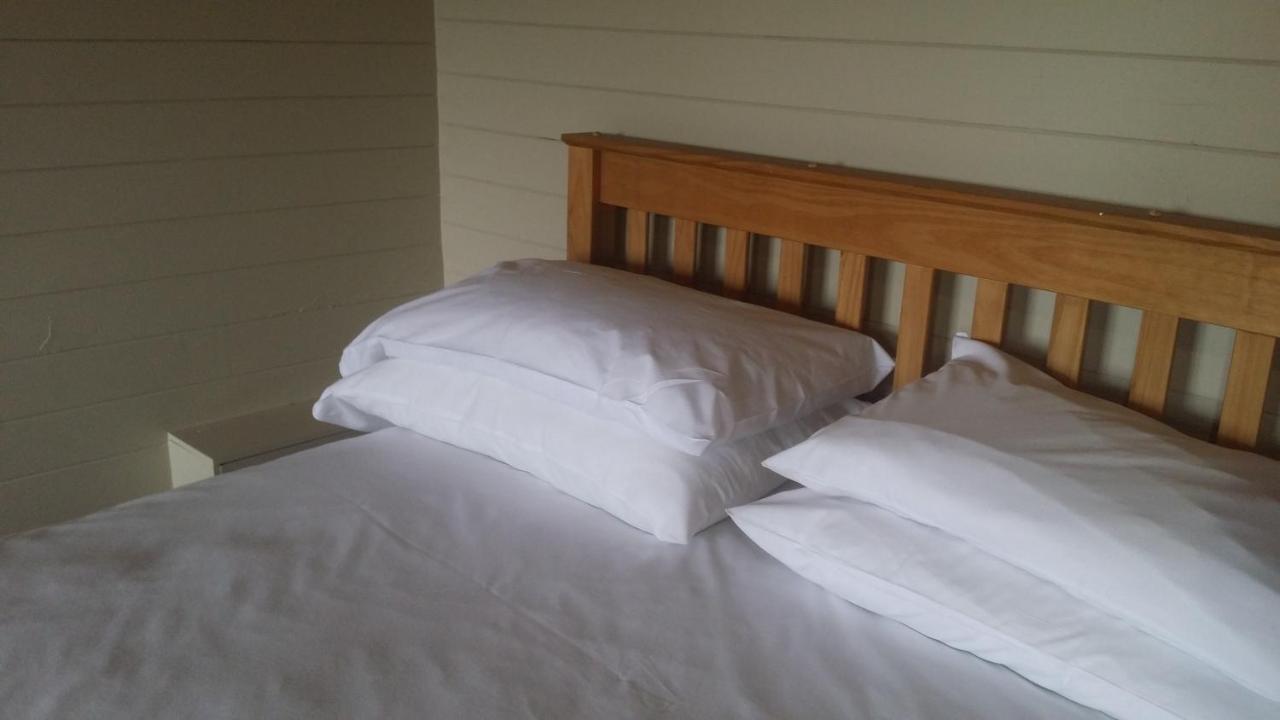Bridge Farm Guesthouse Rooms Dundry Eksteriør billede
