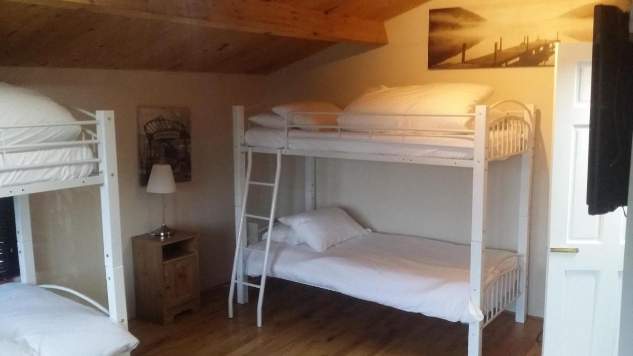 Bridge Farm Guesthouse Rooms Dundry Eksteriør billede